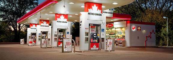заправочная станция Petro-Canada